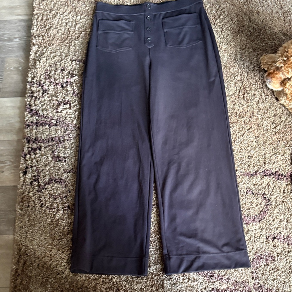 HALARA NWT High Waisted  Straight Leg Casual Pants